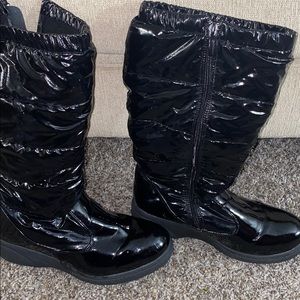 ZEROXPOSUR Women's Insulated WATERPROOF boots. Excellent condition